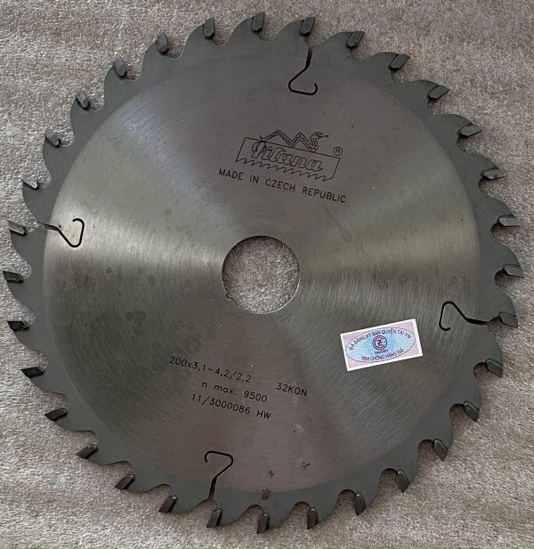 Lưỡi Cưa Hợp Kim PILANA 200x3.1-4.2/2.2x30 32KON - Ảnh 2