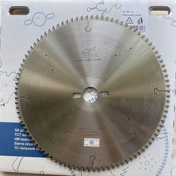 Lưỡi Cưa Hợp Kim PILANA 300x3.2/2.2x30 96WZ
