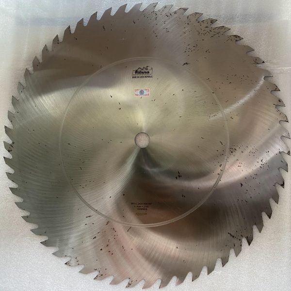 Lưỡi cưa đĩa cắt gỗ PILANA 550x2.2  56KV