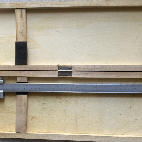 Thước kẹp cơ mỏ vuông 6024.100/0.02mm  500/100